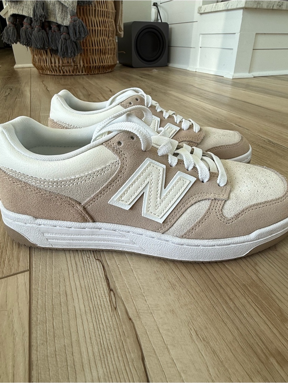 New Balance 480 tan and White Suede Sneakers size 8.5 women's